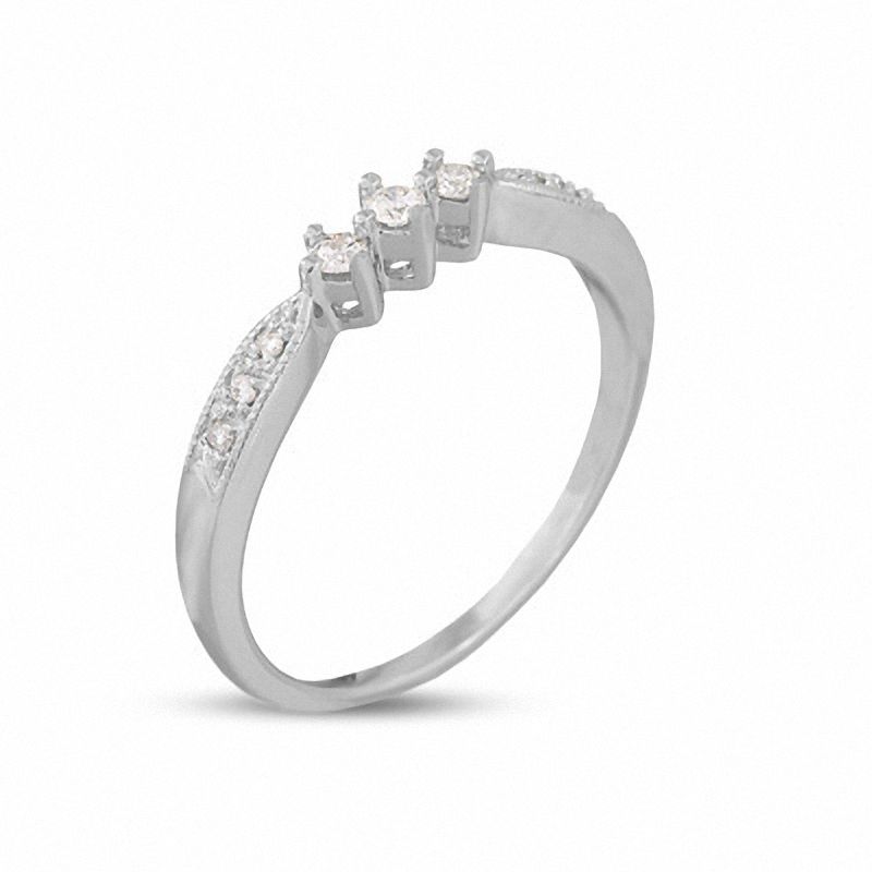 1/6 CT. T.W. Diamond Three-Stone Milgrain Ring in 14K White Gold