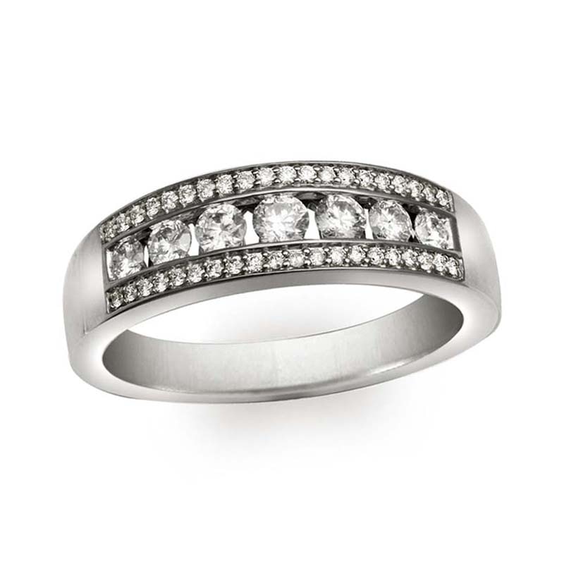 Main Image 1 of 1 CT. T.W. Diamond Edge Band in 14K White Gold