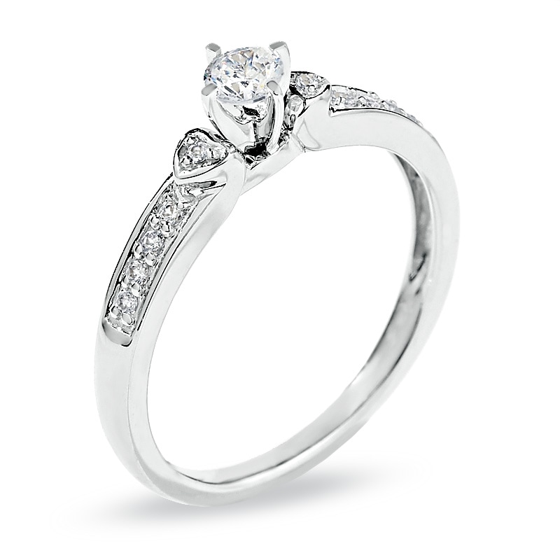 1/5 CT. T.W. Diamond Promise Ring in 10K White Gold