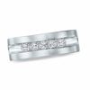 Thumbnail Image 1 of Men's 1 CT. T.W. Diamond Five Stone Brushed Band in 14K White Gold
