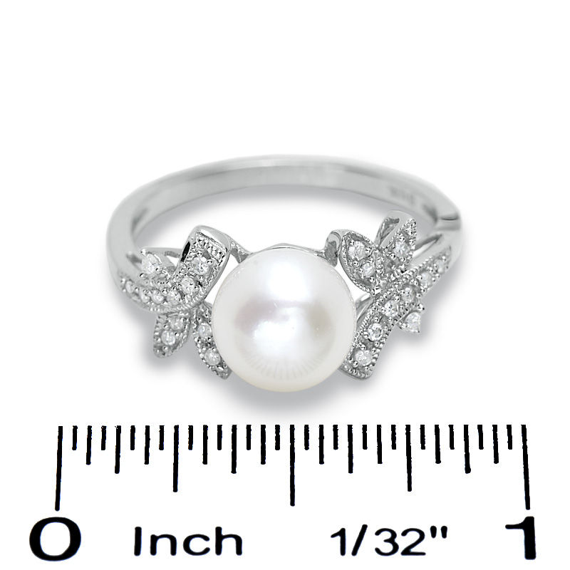 Cultured Freshwater Pearl and Diamond Leaf Ring in 14K White Gold