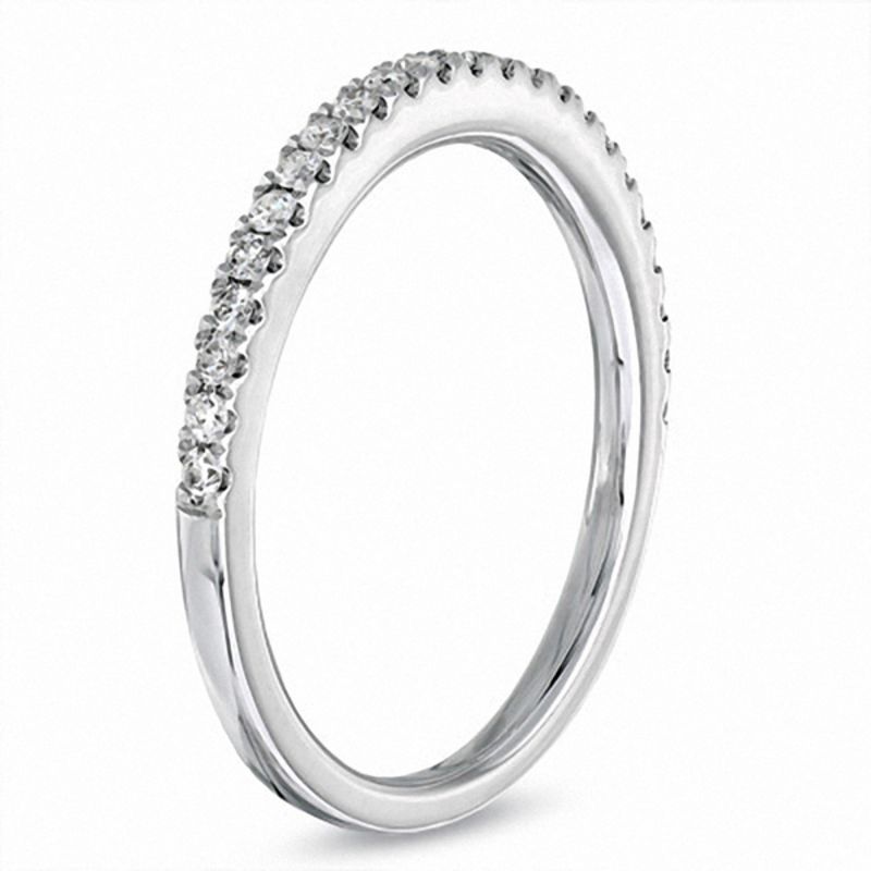 Vera Wang Love Collection 1/4 CT. T.W. Diamond Band in 14K White Gold