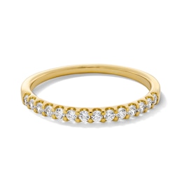 1/4 CT. T.W. Diamond Band in 14K Gold