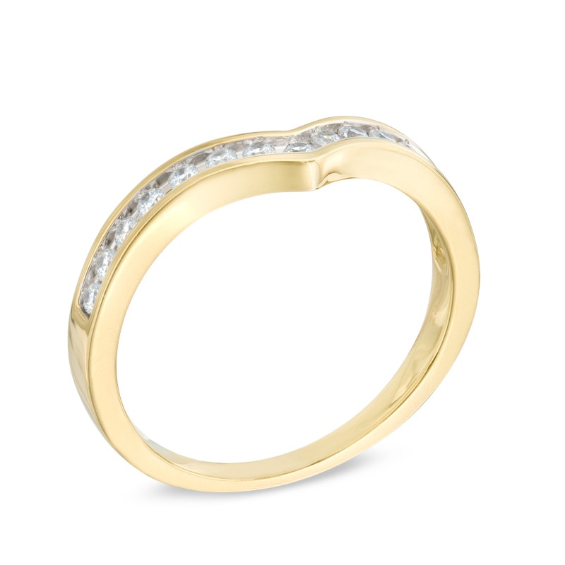 1/4 CT. T.W. Diamond Chevron Anniversary Band in 10K Gold