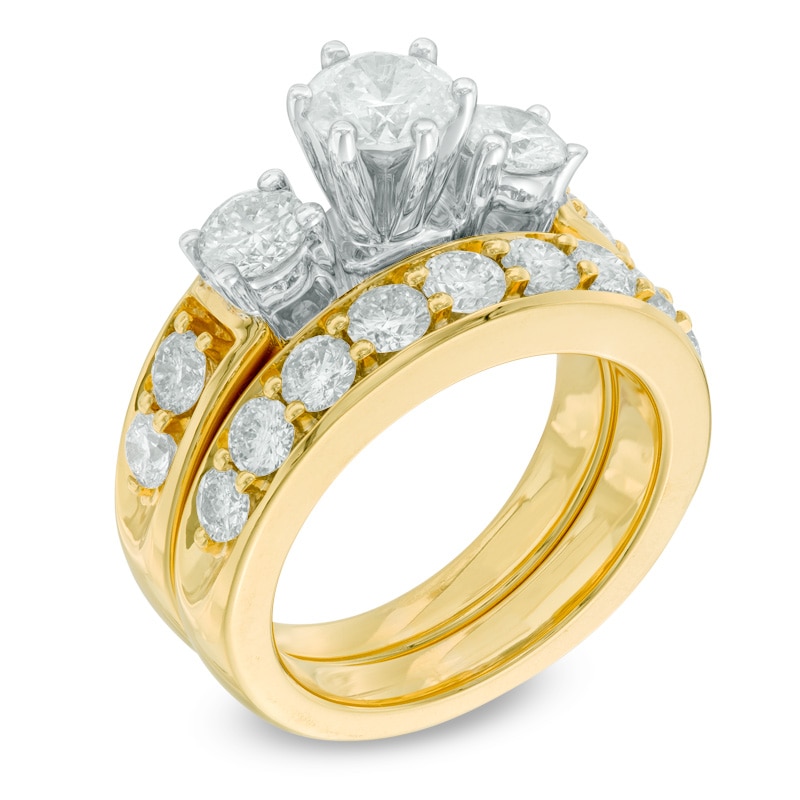 2-3/4 CT. T.W. Diamond Past Present Future® Bridal Set in 14K Gold