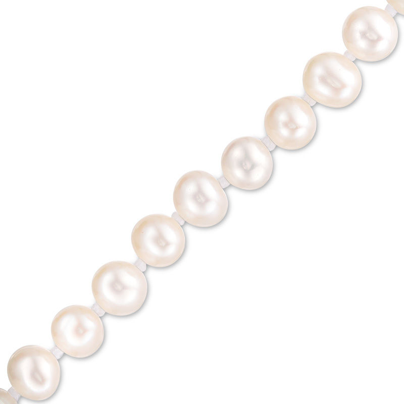 Main Image 1 of Child's 4.5-5.0mm Freshwater Cultured Pearl Strand Bracelet with 14K Gold Clasp-5.25"