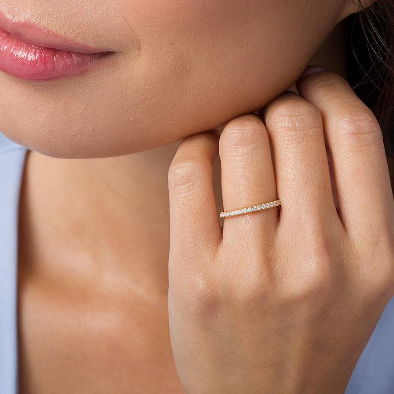 Main Image 2 of 1/4 CT. T.W. Diamond Wedding Band in 10K Gold
