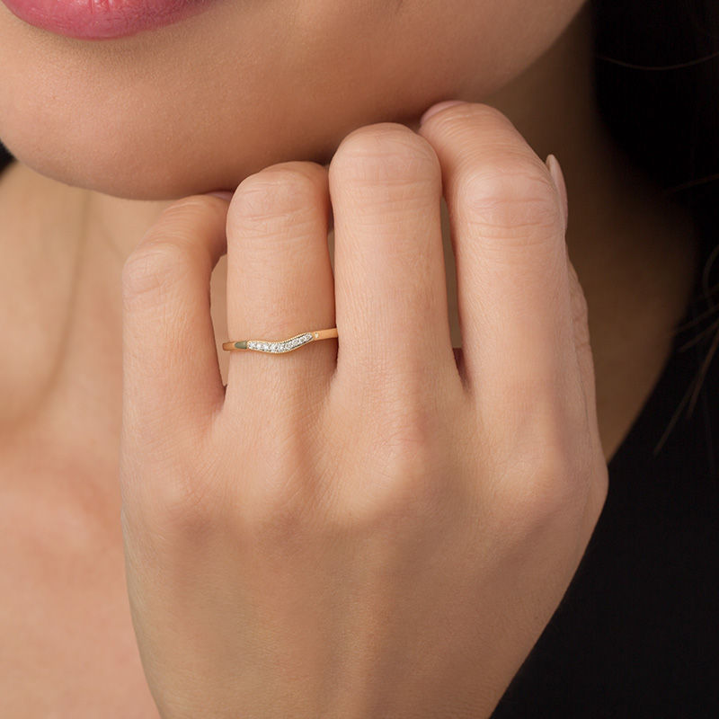 Main Image 3 of Diamond Accent Vintage-Style Contour Anniversary Band in 10K Gold