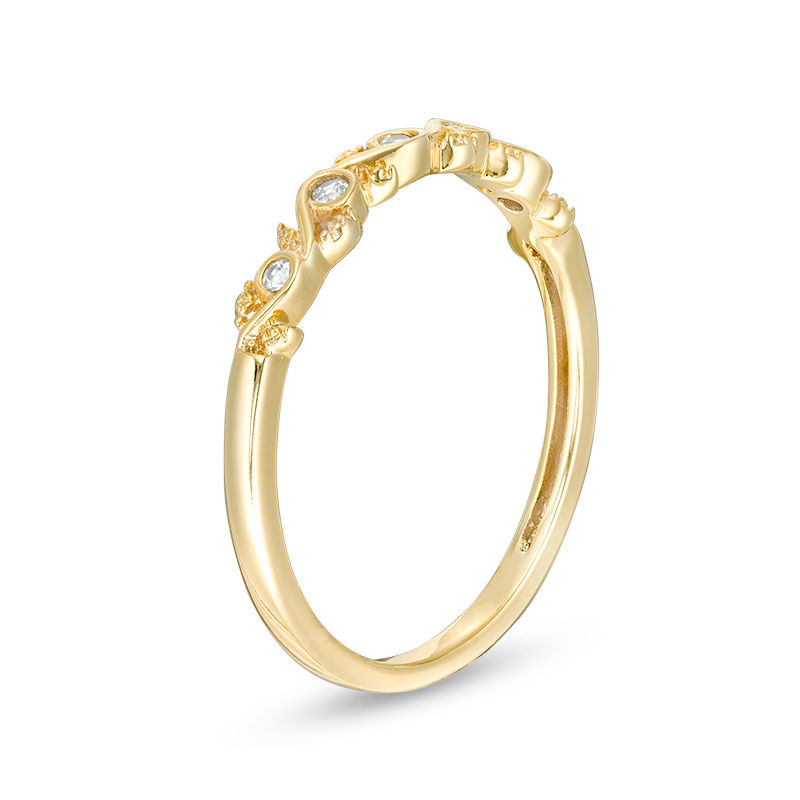 Main Image 2 of 1/20 CT. T.W. Diamond Vine Anniversary Band in 10K Gold