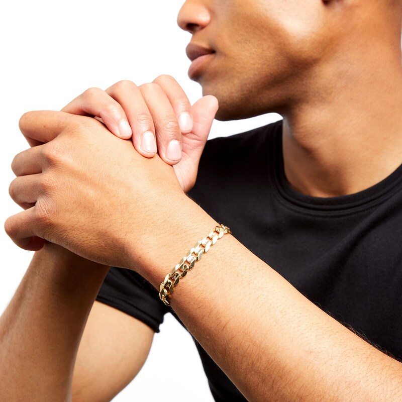 Main Image 2 of Men's 150 Gauge Cuban Curb Chain Bracelet in 10K Gold - 8.5"