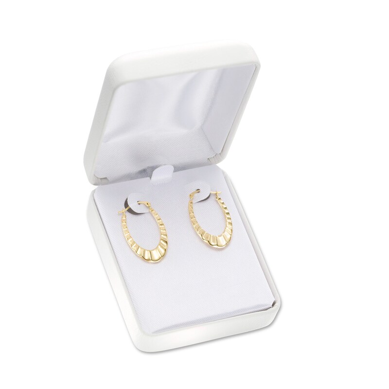 Main Image 2 of 29.0mm Wavy Oval Hoop Earrings in 14K Gold