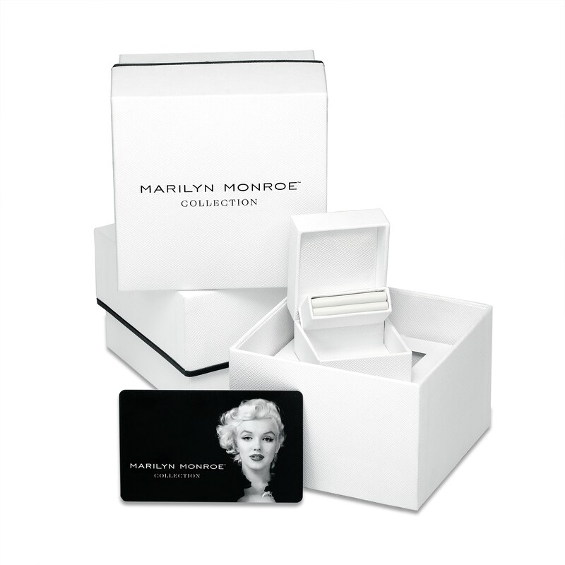 Main Image 4 of Marilyn Monroe™ Collection 3/4 CT. T.W. Diamond Scallop-Edge Anniversary Band in 14K White Gold