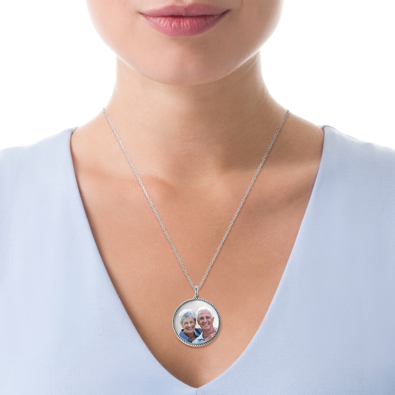 Main Image 2 of Engravable Photo Rope Frame Circle Pendant in 14K White, Yellow or Rose Gold (1 Image and 3 Lines)