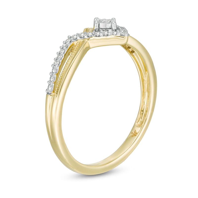 Main Image 3 of Wonder Woman™ Collection 1/10 CT. T.W. Diamond Princess Tiara Ring in 10K Gold
