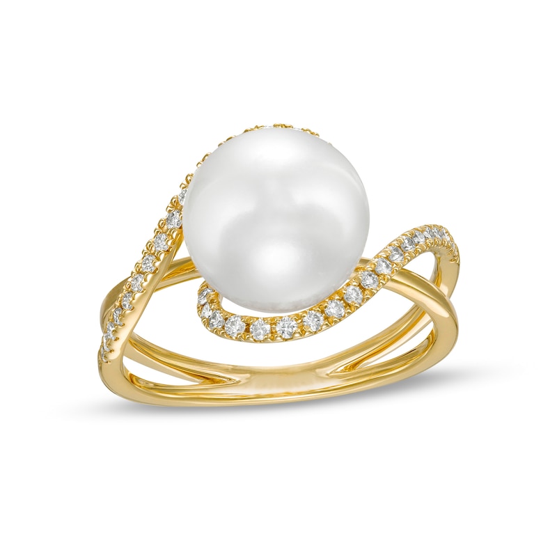 Main Image 1 of EFFY™ Collection Freshwater Cultured Pearl and 1/4 CT. T.W. Diamond Bypass Crossover Split Shank Ring in 14K Gold