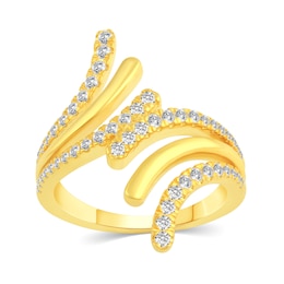 1/2 CT. T.W. Diamond Graduated Feathered Split Shank Ring in 14K Gold