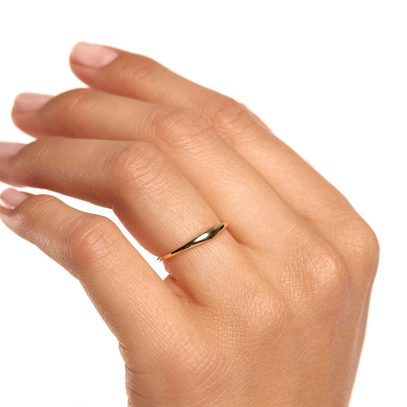 Rounded Edge Band in 14K Gold