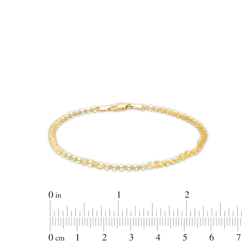 Main Image 4 of Heart Link Bracelet in 10K Gold – 7.25"