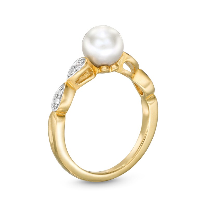 Cultured Freshwater Pearl and 1/15 CT. T.W. Diamond Pendant, Ring and Earrings in Sterling Silver with 10K Gold Plate