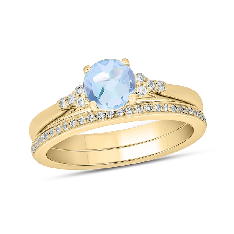 Main Image 1 of 6.0mm Aquamarine and 1/5 CT. T.W. Diamond Tri-Sides Bridal Set in 10K Gold