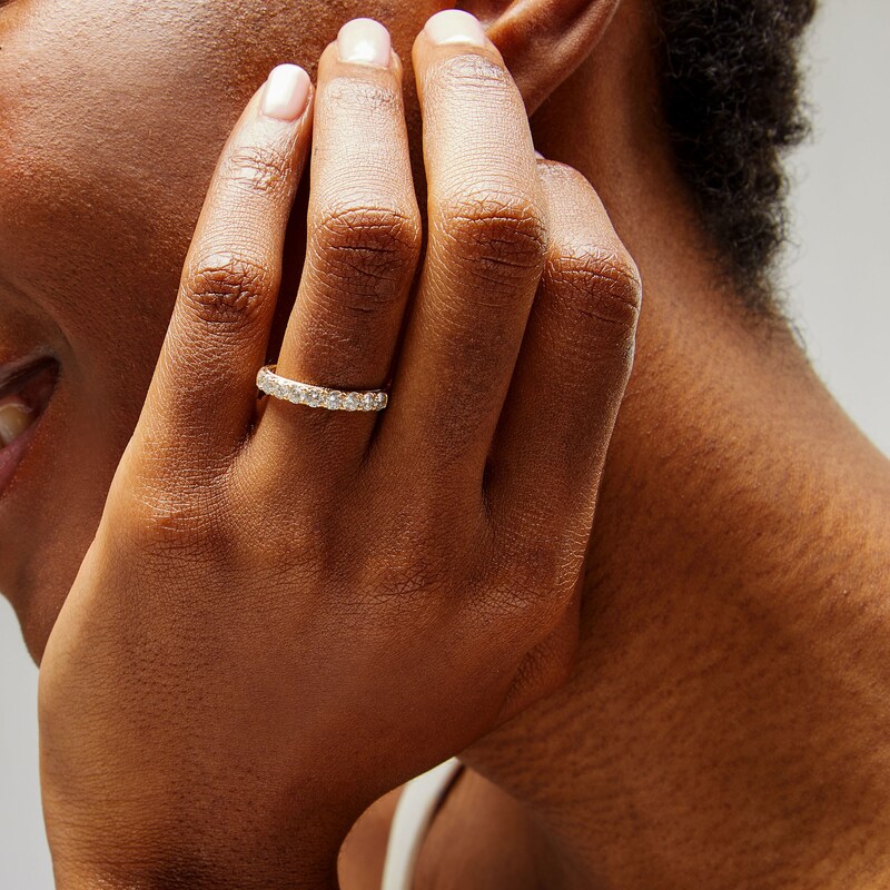 Main Image 2 of 3/4 CT. T.W. Diamond Nine Stone Vintage-Style Anniversary Band in 14K Gold