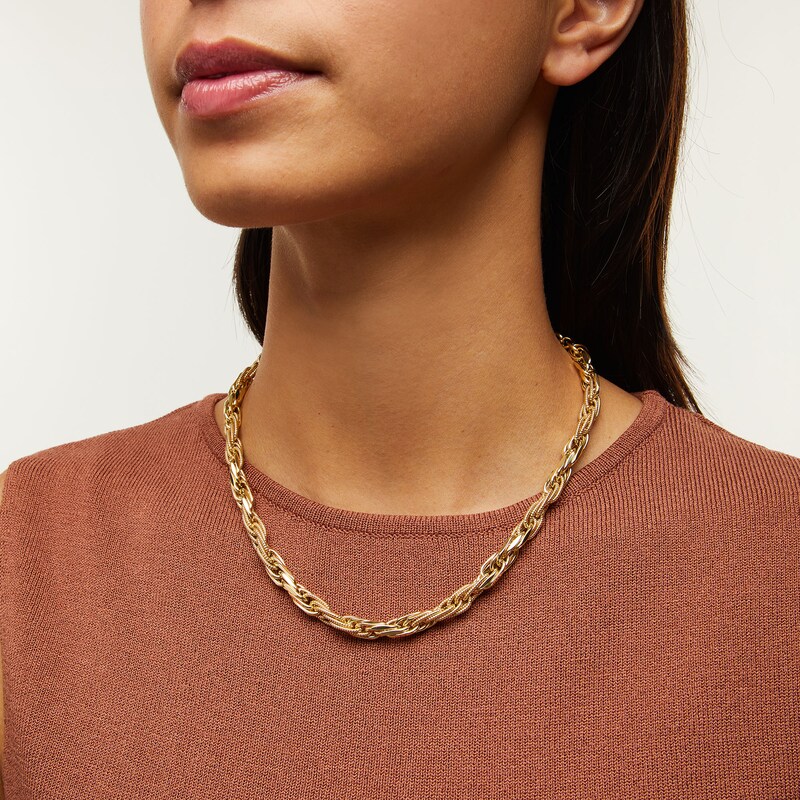 Main Image 2 of Semi-Solid 7.0mm Textured Chain Necklace in 14K Gold - 18”