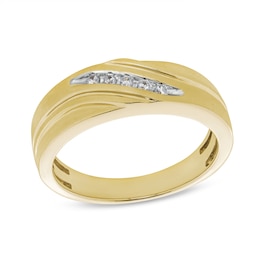 1/15 CT. T.W. Diamond Five Stone Slant Bypass Wave Anniversary Band in 10K Gold