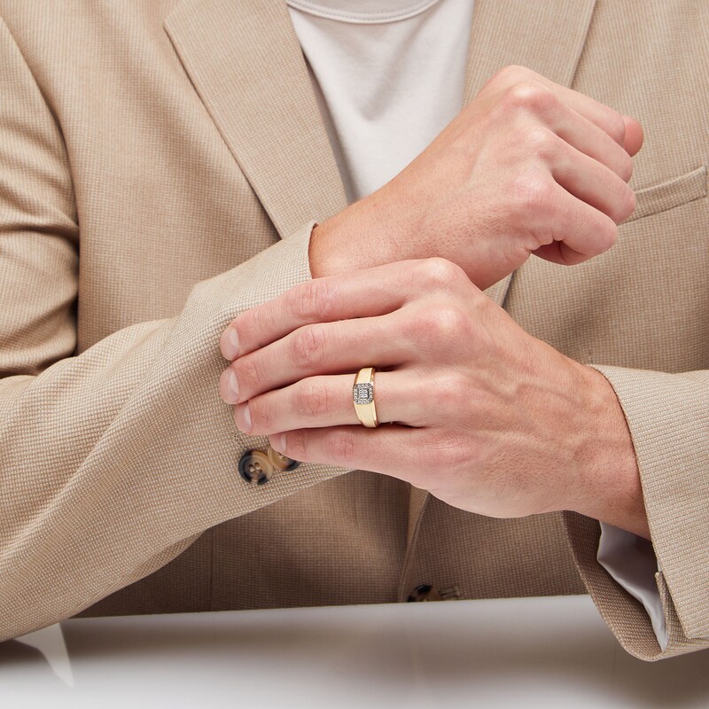 Main Image 2 of 1/8 CT. T.W. Square-Shaped Multi-Diamond Frame Anniversary Band in 10K Gold
