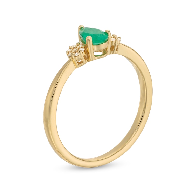 Main Image 3 of Pear-Shaped Emerald and 1/20 CT. T.W. Diamond Flower Cluster Ring in 10K Gold