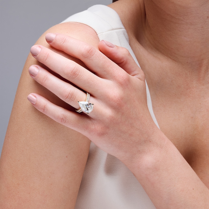 Main Image 2 of 5-5/8 CT. T.W. Pear-Shaped Certified Lab-Grown Diamond Bridal Set in 14K Gold (F/VS2)