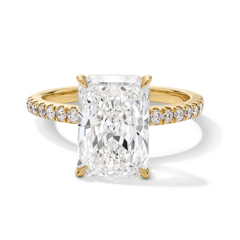 Main Image 1 of 4-1/4 CT. T.W. Radiant-Cut Certified Lab-Grown Diamond Engagement Ring in 14K Gold (F/VS2)