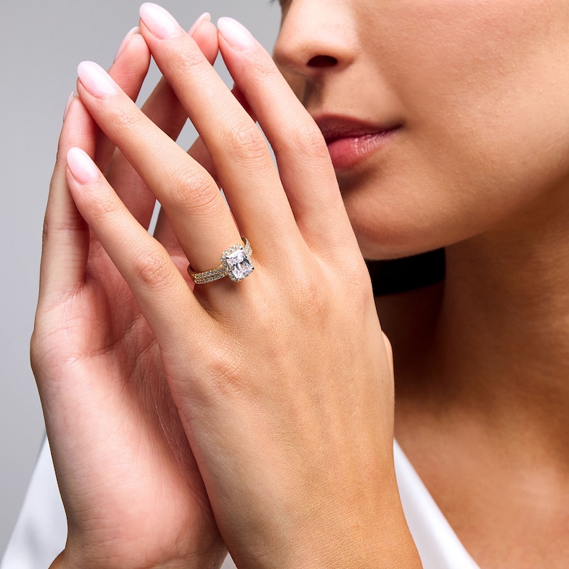 Main Image 2 of 2 CT. T.W. Radiant-Cut Certified Lab-Grown Diamond Bridal Set in 14K Gold (F/VS2)