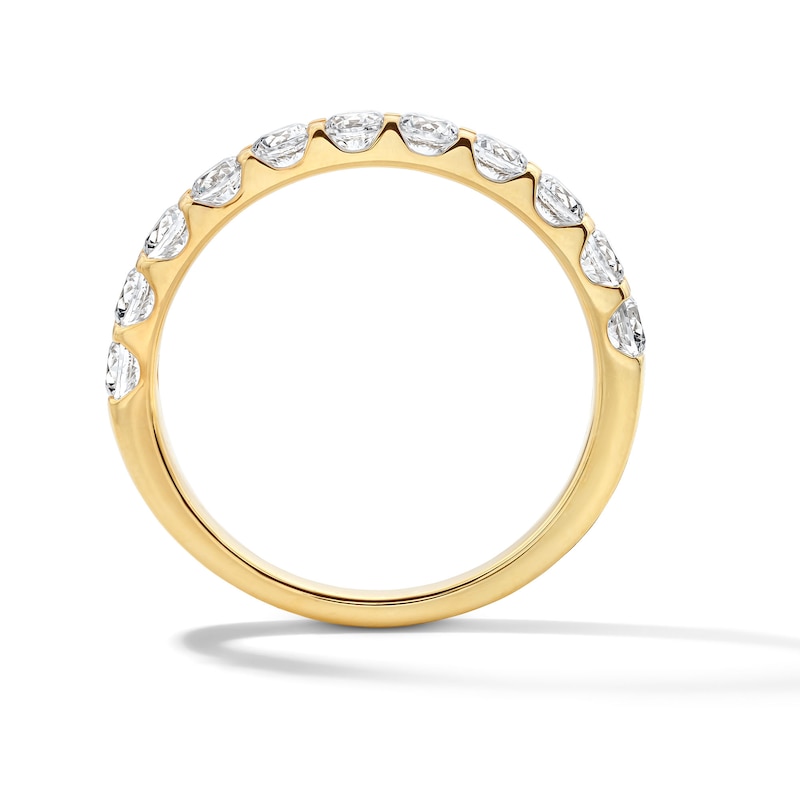 Main Image 3 of 5/8 CT. T.W. Diamond 12-Stone Anniversary Band in 10K Gold