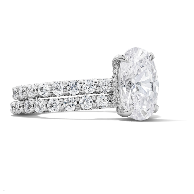 Main Image 4 of Vera Wang Love 5-1/5 CT. T.W. Oval Certified Lab-Grown Diamond Bridal Set in 14K White Gold (F/VS2)