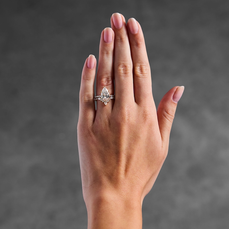 Main Image 2 of 4 CT. T.W. Pear-Shaped Certified Lab-Grown Diamond Bridal Set in 14K Gold (F/VS2)