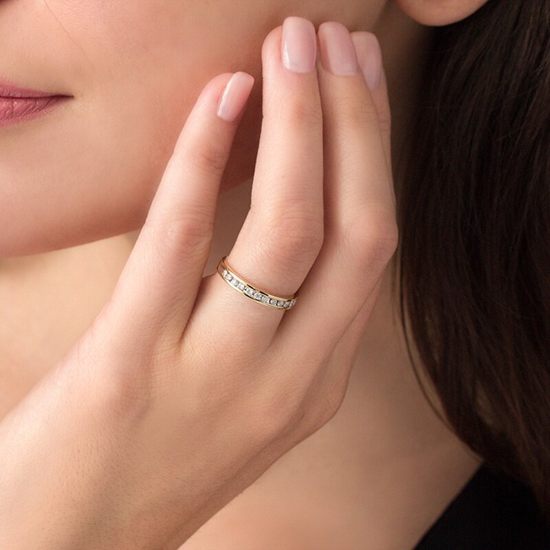 Main Image 3 of Previously Owned - 1/4 CT. T.W. Diamond Anniversary Band in 10K Gold