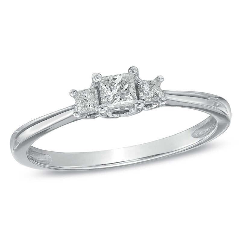 Previously Owned - 1/4 CT. T.W. Princess-Cut Diamond Three Stone Engagement Ring in 10K White Gold