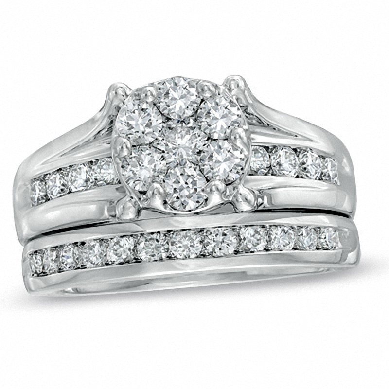 Main Image 1 of Previously Owned - 1-1/2 CT. T.W. Diamond Cluster Bridal Set in 14K White Gold