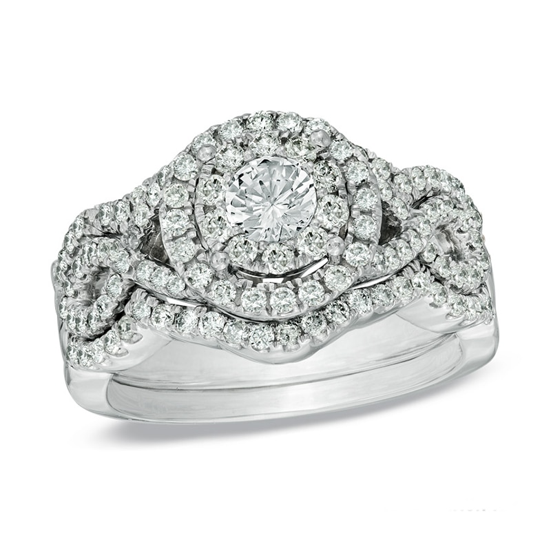 Previously Owned - 1-1/4 CT. T.W. Diamond Cluster Bridal Set in 14K White Gold