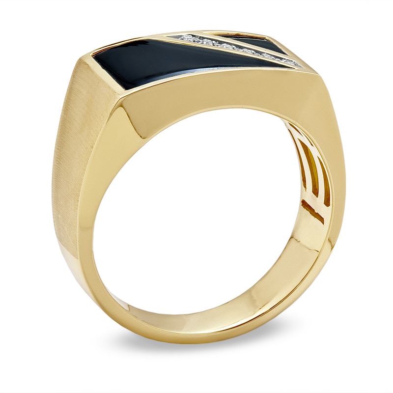 Previously Owned - Men's Onyx Flag Ring with Diamond Accents in 10K Gold