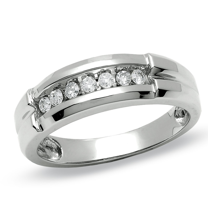 Main Image 1 of Previously Owned - 1/4 CT. T.W. Diamond Wedding Band in 14K White Gold