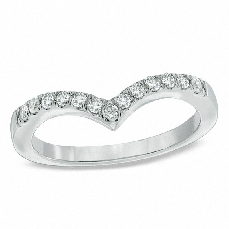 Previously Owned - 1/4 CT. T.W. Diamond Chevron Contour Anniversary Band in 10K White Gold