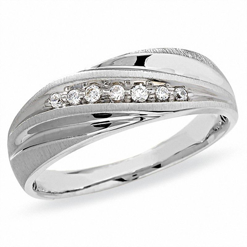 Previously Owned - Men's 1/8 CT. T.W. Diamond Seven Stone Slant Band in 10K White Gold