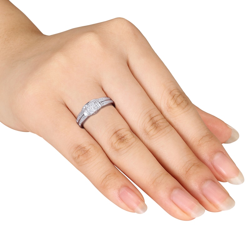 Main Image 3 of Previously Owned - 1/2 CT. T.W. Quad Princess-Cut Diamond Bridal Set in 10K White Gold