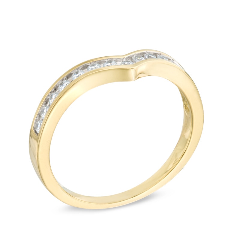 Main Image 2 of Previously Owned - 1/4 CT. T.W. Diamond Chevron Anniversary Band in 10K Gold