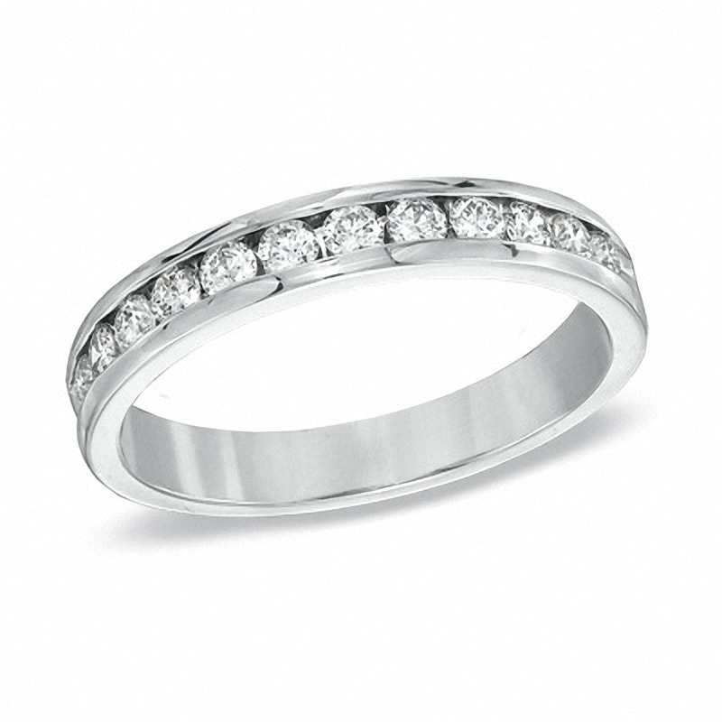 Main Image 1 of Previously Owned - 1/2 CT. T.W.  Diamond Anniversary Band in 18K White Gold (E/I1)