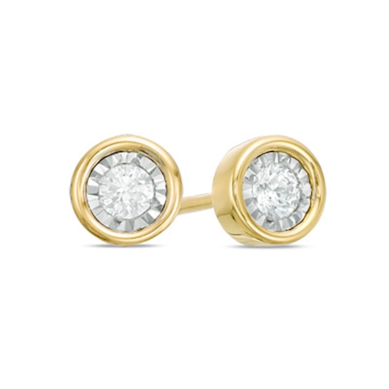 Previously Owned - 1/8 CT. T.W. Diamond Solitaire Stud Earrings in 10K Gold Previously Owned - 1/8 CT. T.W. Diamond Solitaire Stud Earrings in 10K Gold
