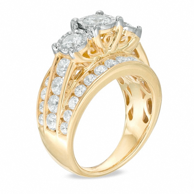 Previously Owned - 3 CT. T.W. Past Present Future® Diamond Three Stone Ring in 14K Gold