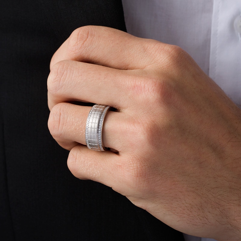 Previously Owned - Men's 1/4 CT. T.W. Diamond Grid Pattern Wedding Band in 10K White Gold