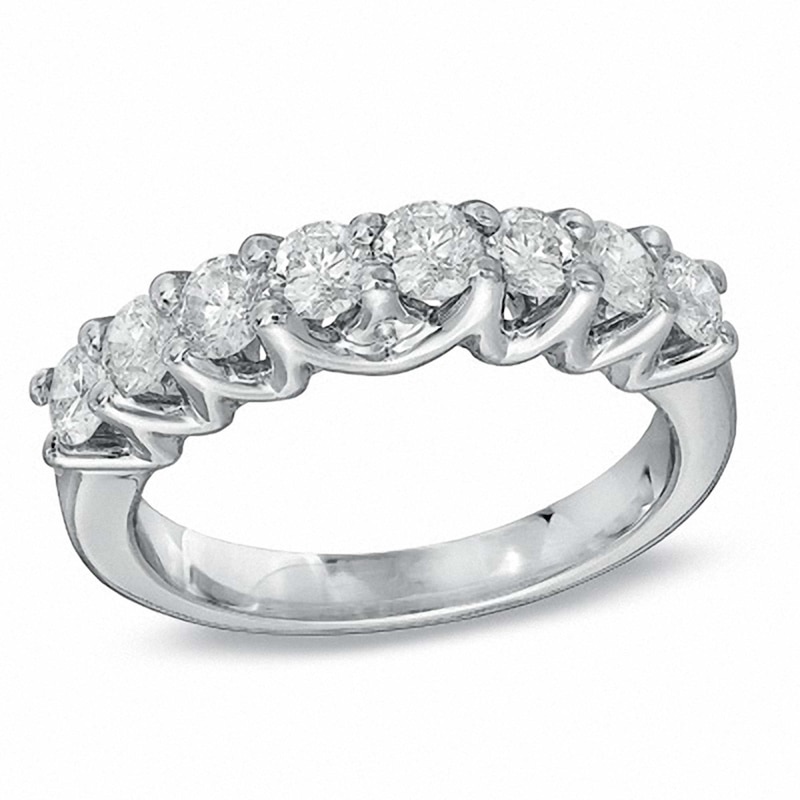 Main Image 4 of Previously Owned 4 CT. T.W. Diamond Soldered Bridal Set in 14K White Gold